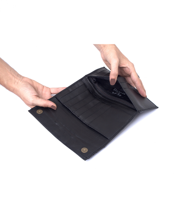 Clutch wallet