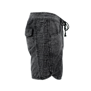 The sunset board shorts are perfect for your sunset surf session. Features include ribbed detailing down the side of the legs, 2 front pockets & 1 back pocket. They close with a drawstring.