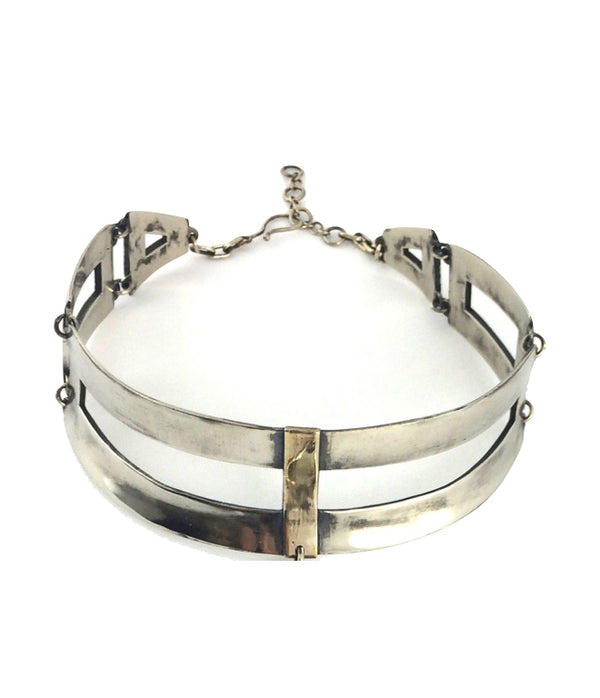 cross collar brass